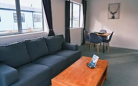 18 Jimmys Apartment